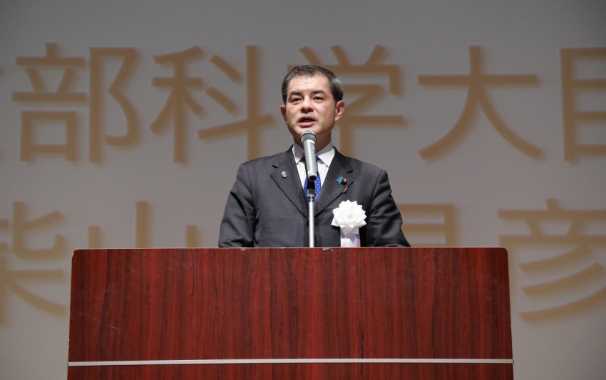 柴山昌彦文部科学大臣